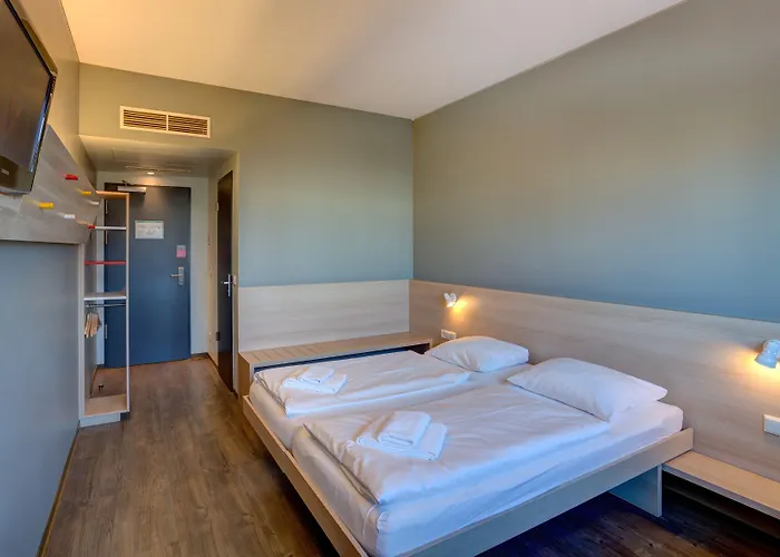 Meininger Airport Hotel Berlijn