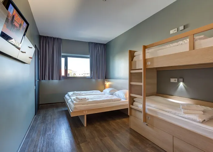 Meininger Airport 3* Berlijn