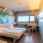 Hotel Meininger Airport