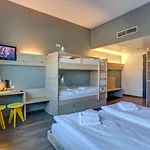 Meininger Airport 3* Berlino