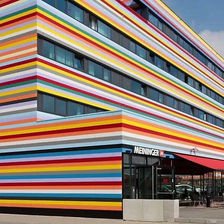 Szálloda Meininger Airport Berlin