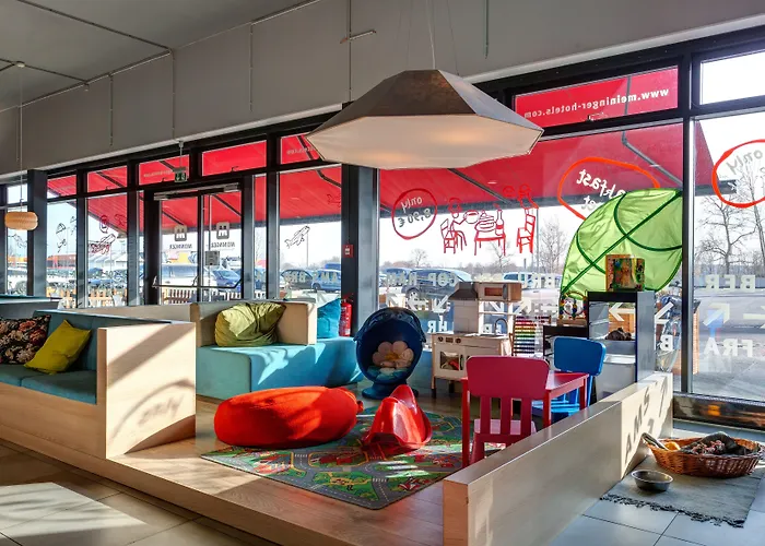 梅尼奈格尔酒店柏林机场店 3*