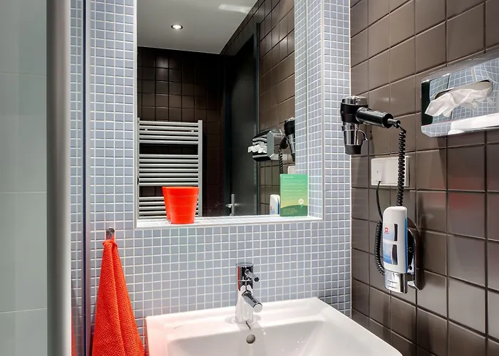 梅尼奈格尔酒店柏林机场店