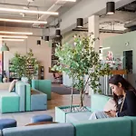 Meininger Airport Отель 3*