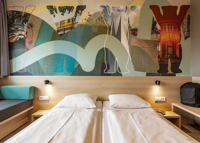 Meininger Airport 3* ברלין